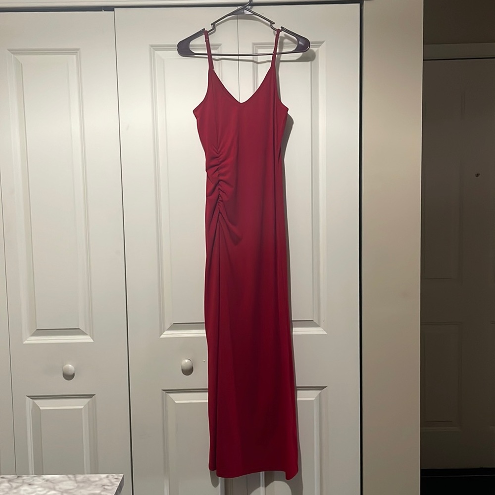 Red dress, unknown brand (ordered off Amazon)